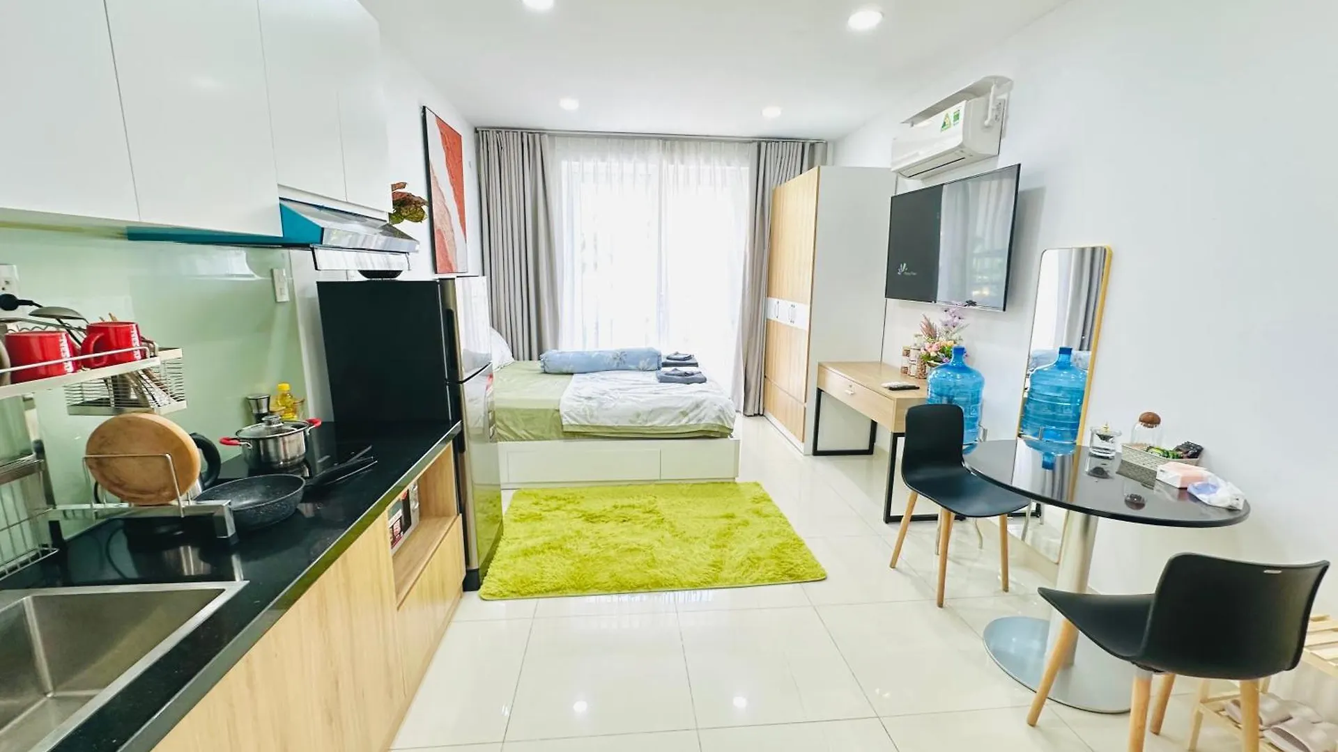 ** Hotel Dragonfly Village Ho Chi Minh City Vietnam