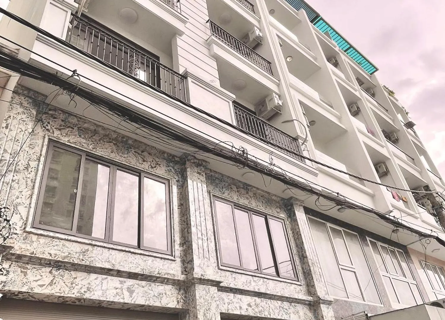 Hotel Dragonfly Village Ho Chi Minh City